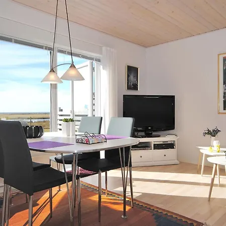 Rejhana - 500m To The Fjord By Interhome 아파트 Oslos